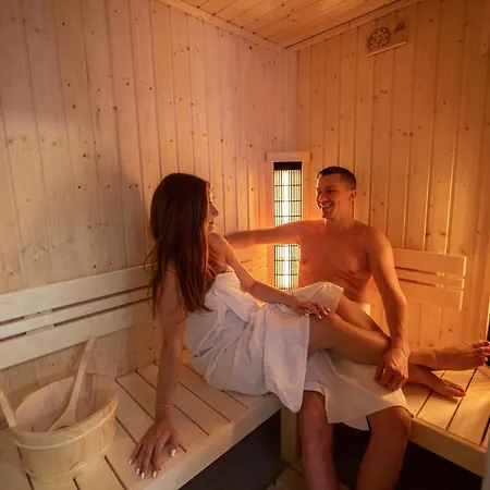 Hillhome & Sauna דונובאלי